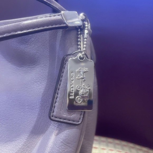 Coach Madison phoebe bag like new ! Dusty grey/lavender color. Beautiful! - Picture 5 of 17